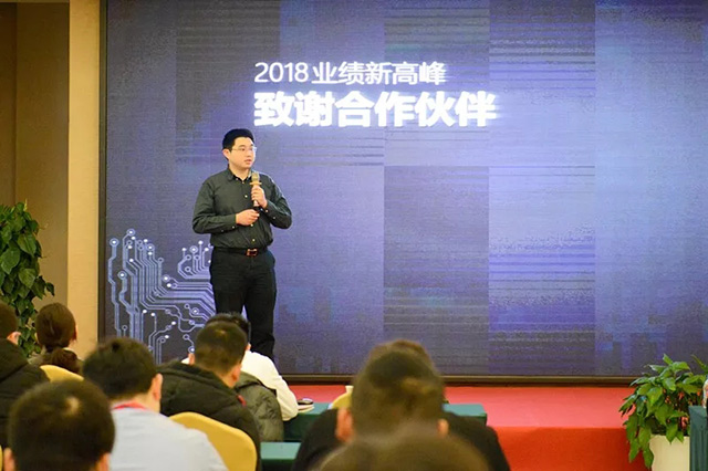 5c271324cb6ed.jpg 2.jpg