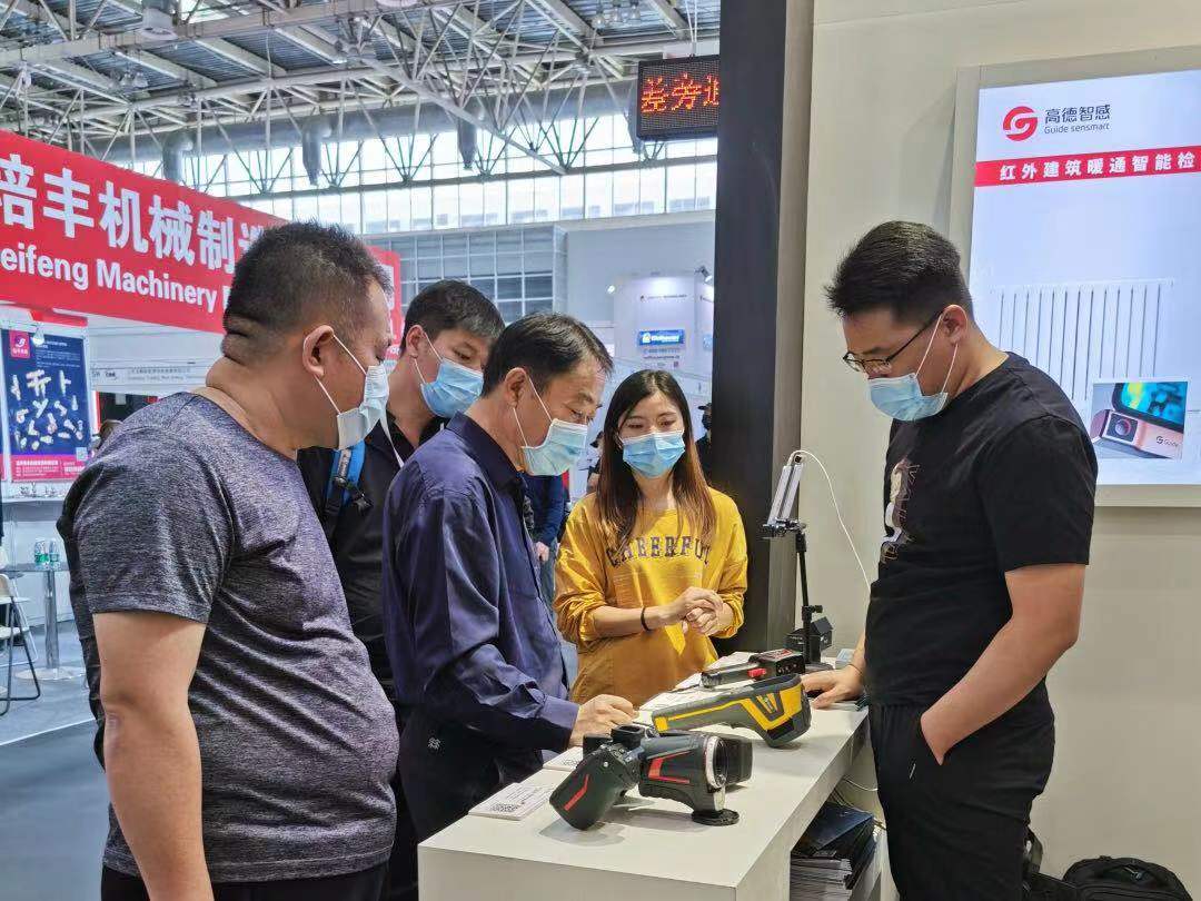 609cbbf8ea1ee.jpg 77.jpg